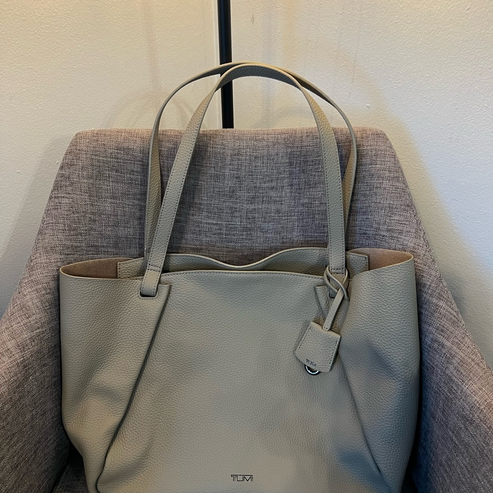 Tumi Georgica valorie tote
